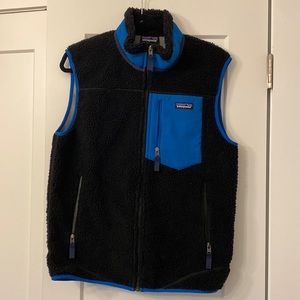 Black Patagonia fleece vest size M